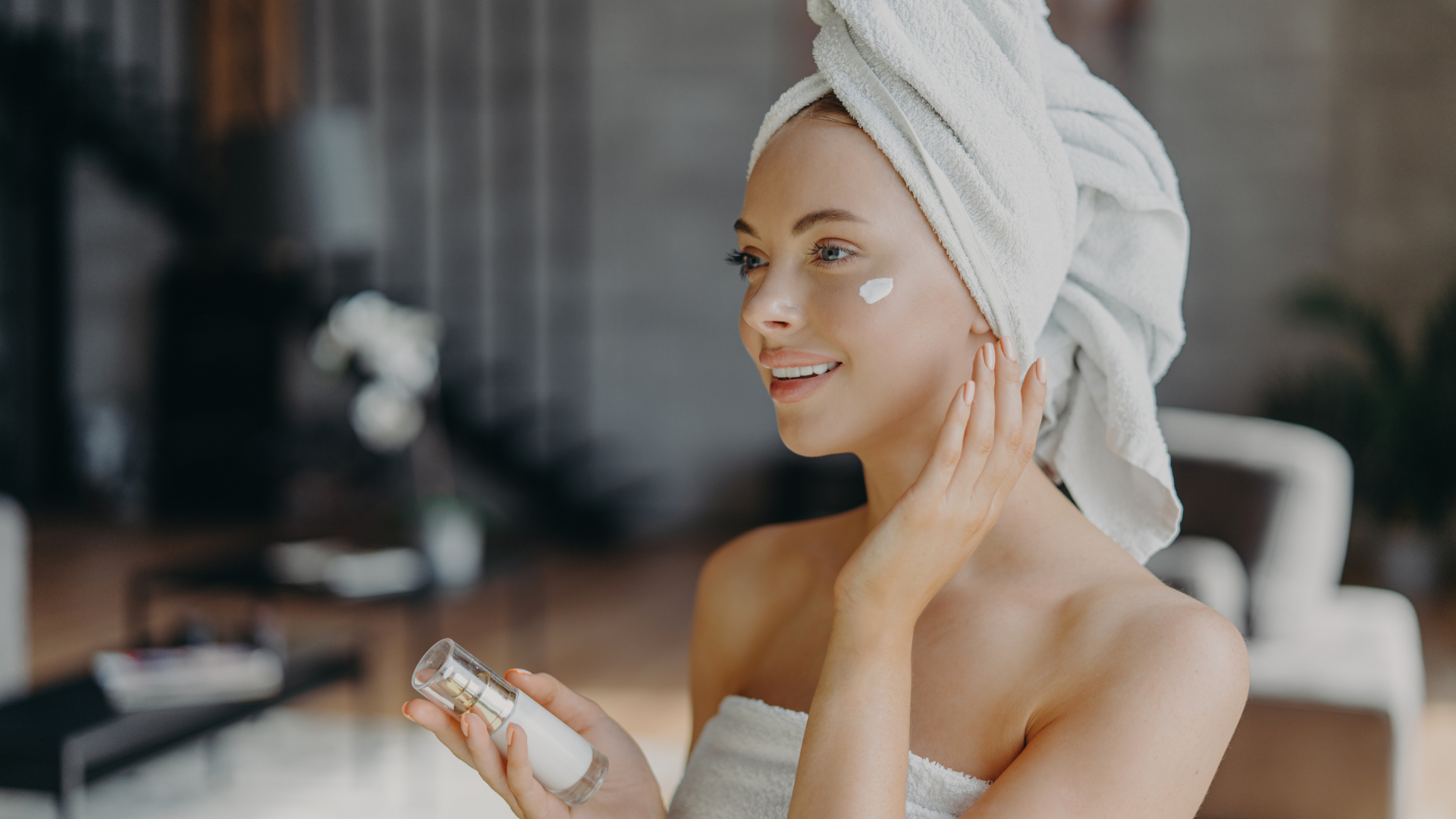 Secretele anti-îmbătrânire: Cum să îți îngrijești pielea pentru a evita îmbătrânirea prematură - Chic Salon